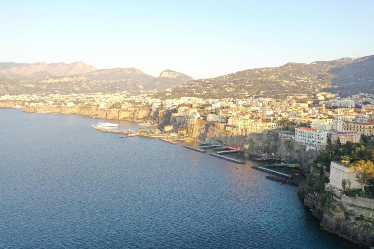 Historic Center Apartments Sorrento Bagian luar foto
